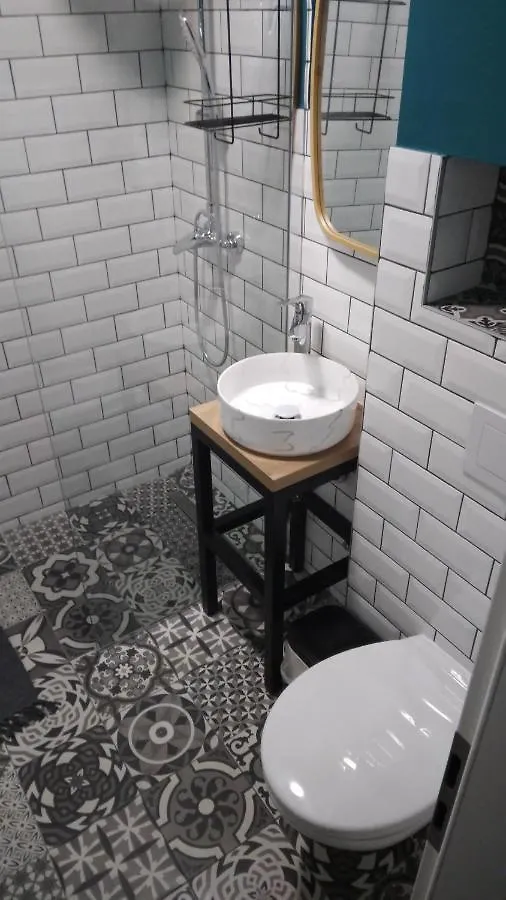 Apartman 400 Met Od Plaze, Park Free Póla